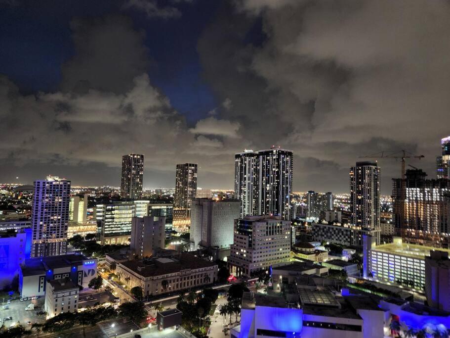 Amazing Condo In Downtown Miami/Brickell W/Parking Luaran gambar
